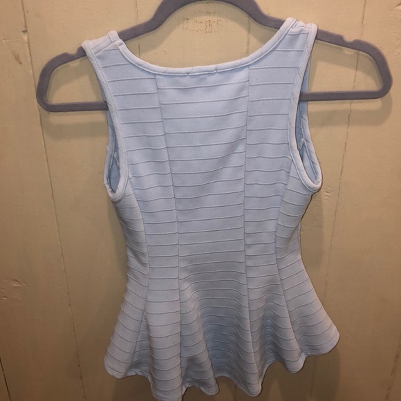 Flared out tank top - Picture 3 of 3